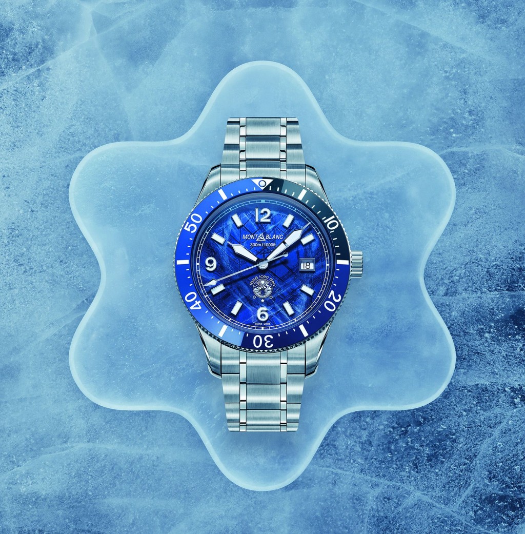 41厘米精鋼表殼的Montblanc 1858 Iced Sea日期顯示自動腕表，備有藍、綠及黑色三種不同的表盤顏色。